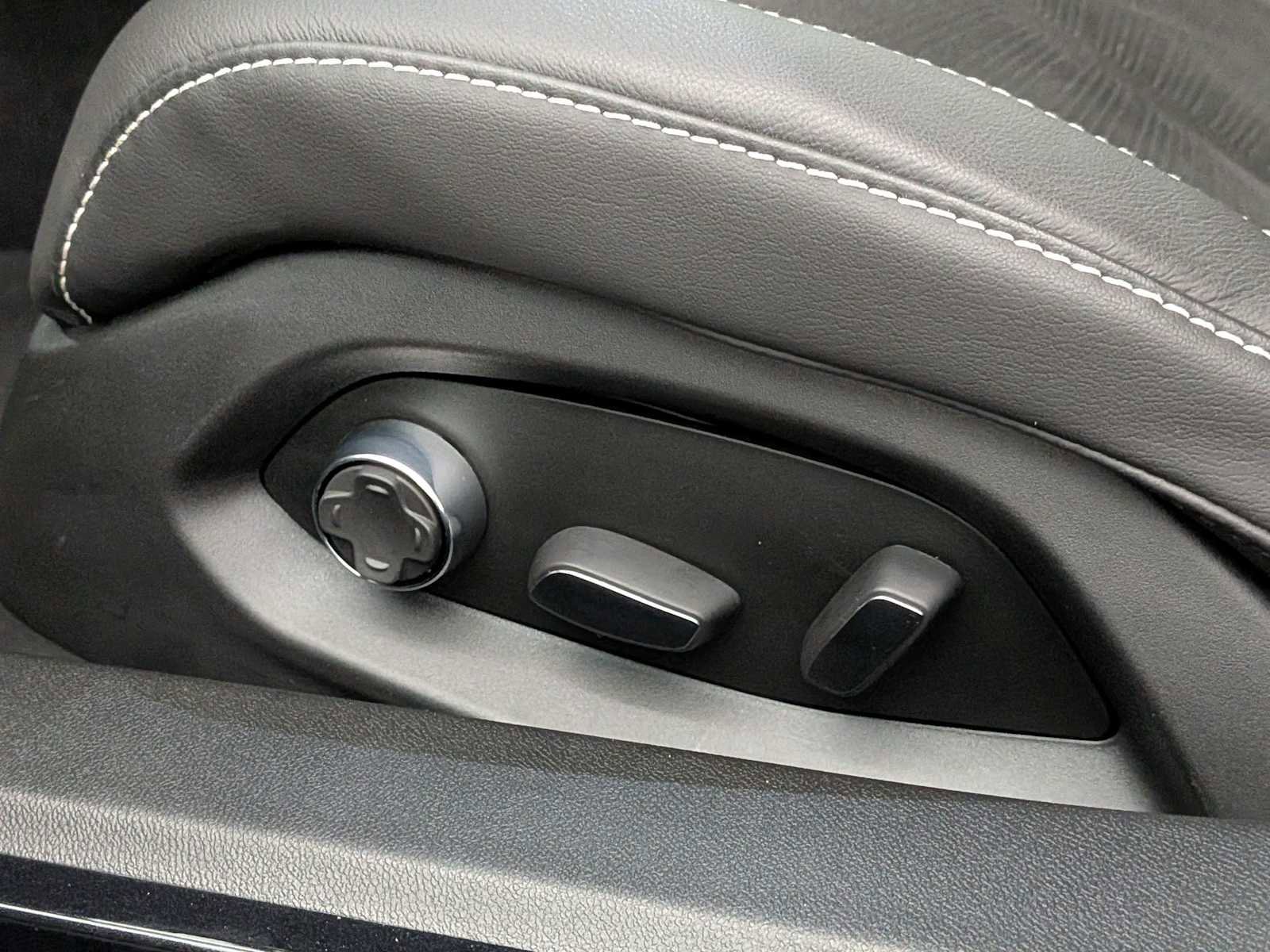 Used 2024 Chevrolet Corvette Z06 image 14