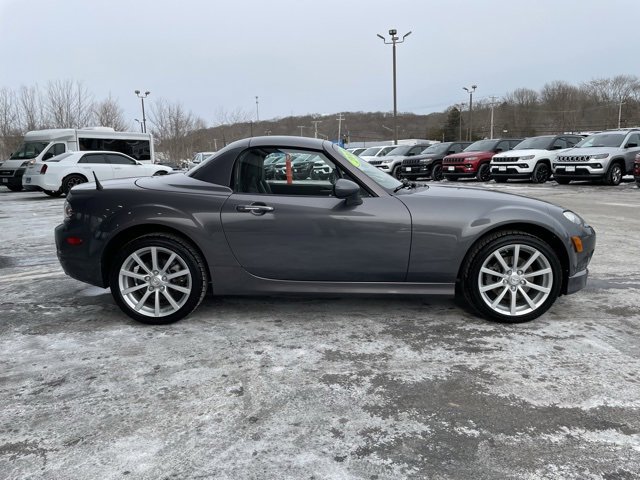 Used 2008 MAZDA MX-5 Miata Grand Touring w/ Premium Pkg image 4
