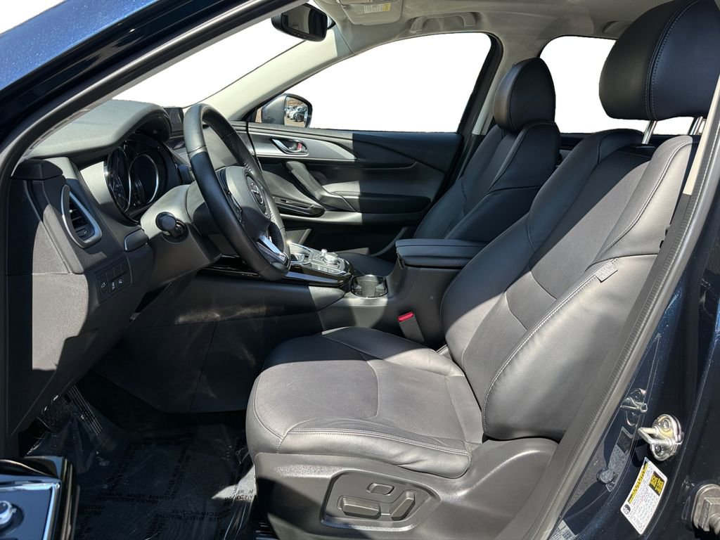 Used 2023 MAZDA CX-9 Touring image 10