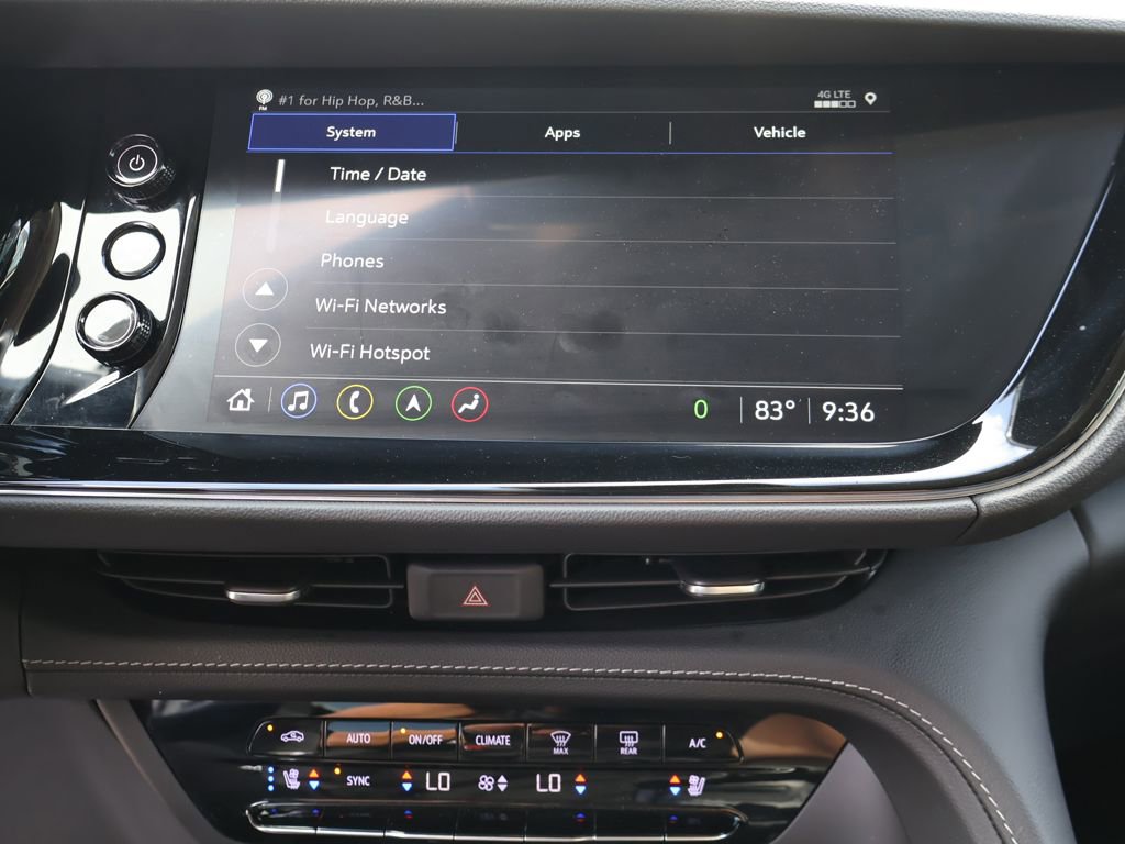 Used 2023 Buick Envision Avenir image 53