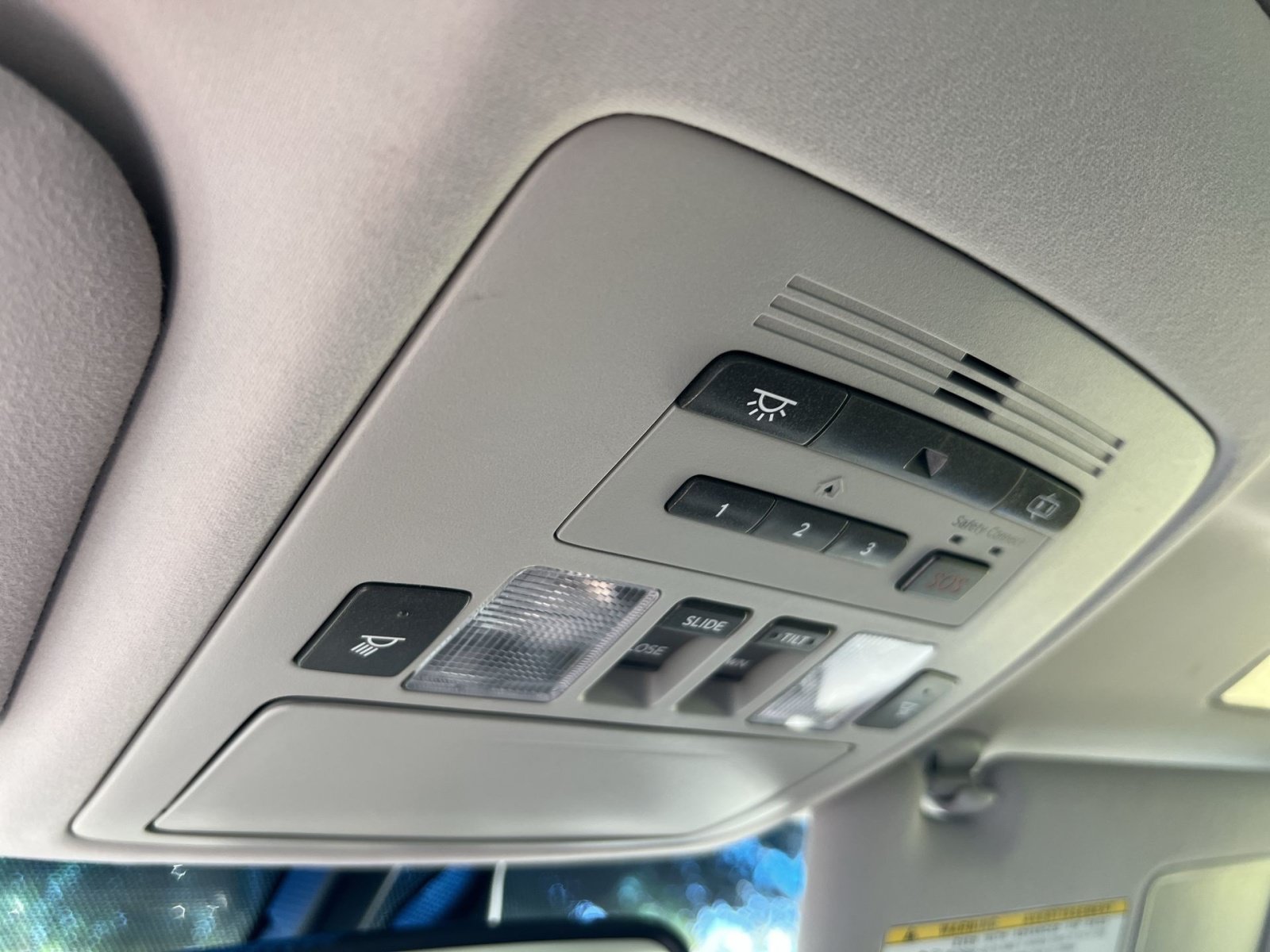 Used 2010 Lexus ES 350 w/ Preferred Accessory Package FWD image 30