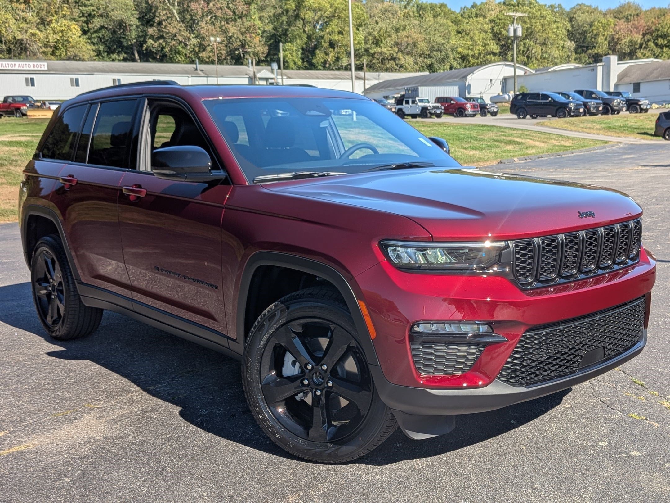 New 2025 Jeep Grand Cherokee Limited image 2