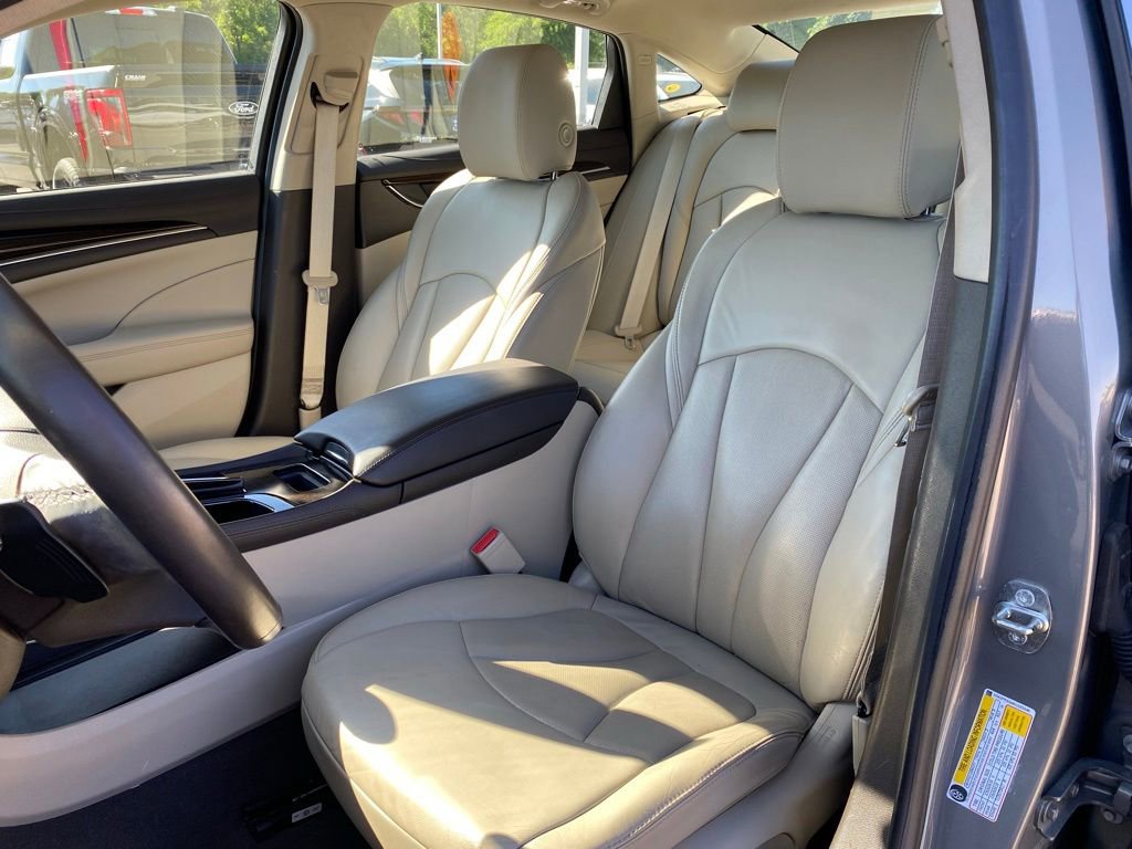 Used 2019 Buick LaCrosse Essence w/ Sights and Sounds Package FWD image 23