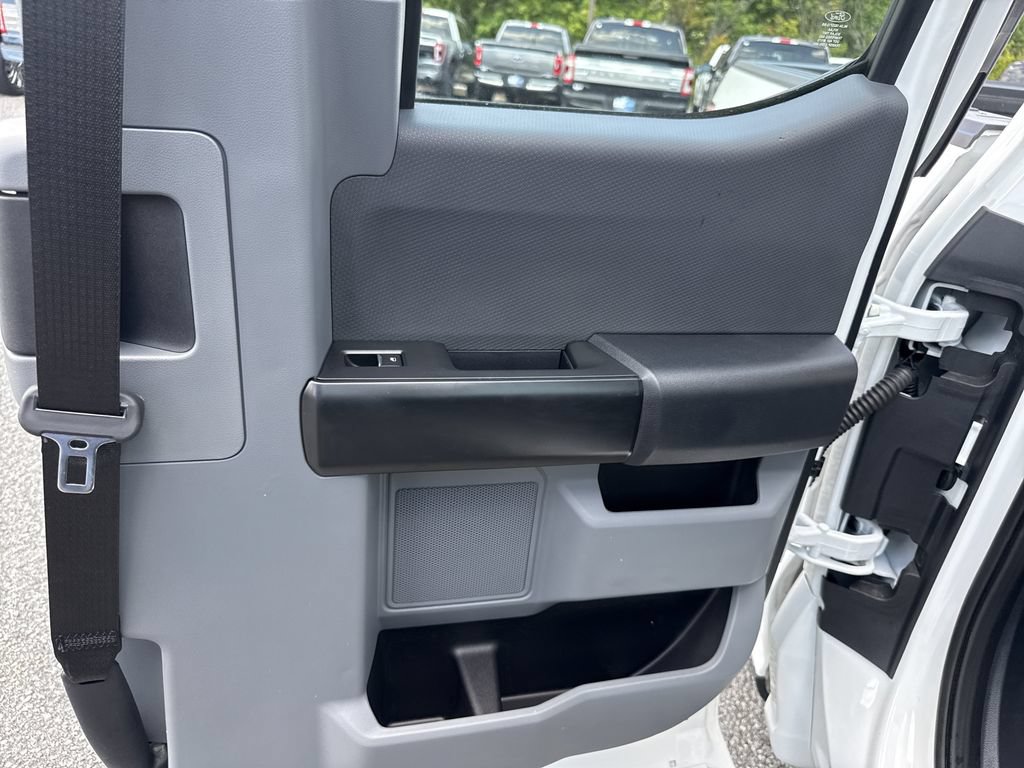 Used 2025 Ford F150 XL RWD image 15