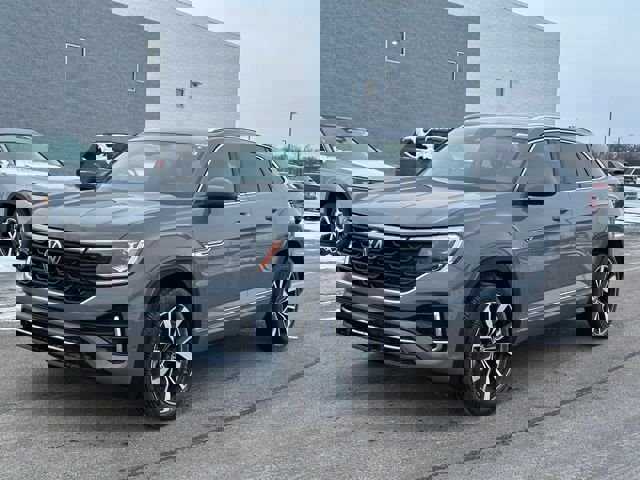 New 2026 Volkswagen Atlas Cross Sport SEL Premium R-Line image 3