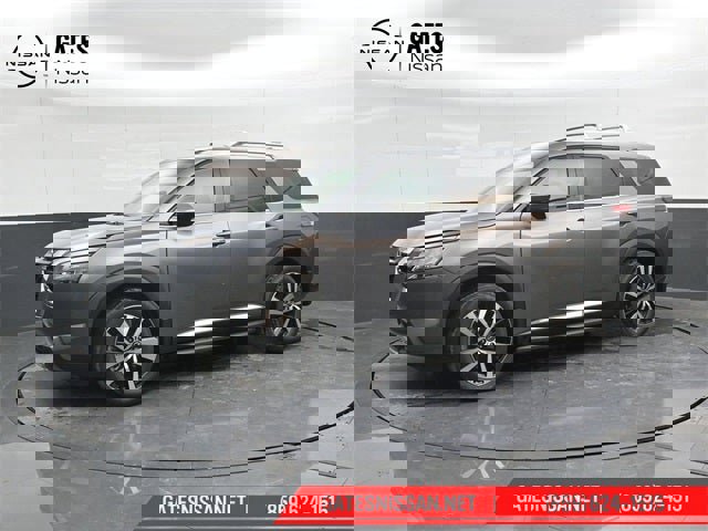 New 2025 Nissan Pathfinder Platinum image 7