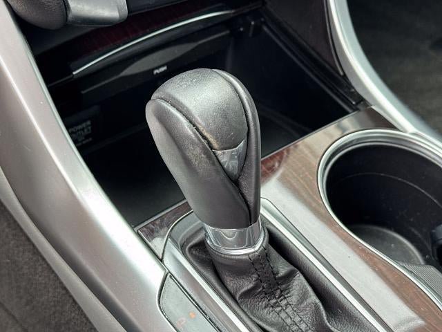 Used 2015 Acura TLX w/ Technology Package FWD image 26