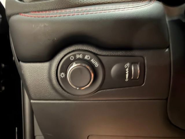 Used 2024 Dodge Durango R/T w/ Tow 'N Go Package AWD/4WD image 41