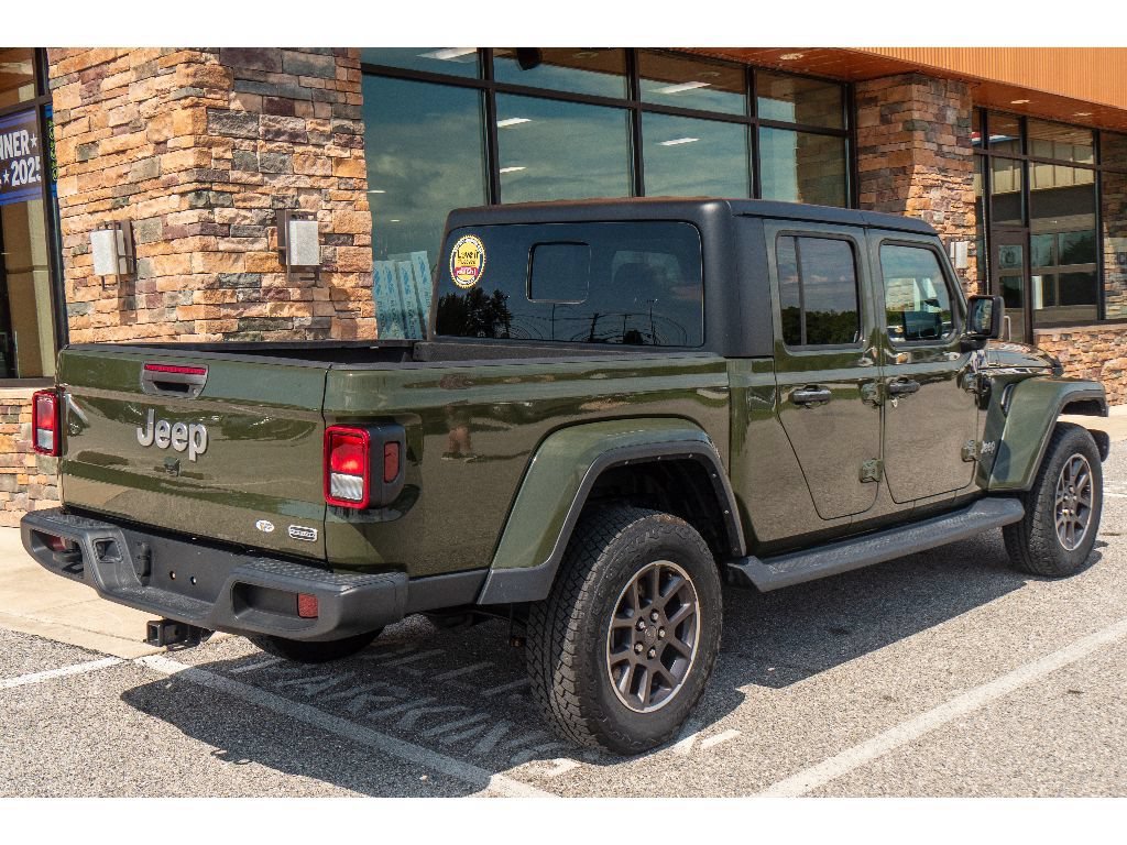Used 2022 Jeep Gladiator Overland w/ Popular Equipment Package AWD/4WD image 3