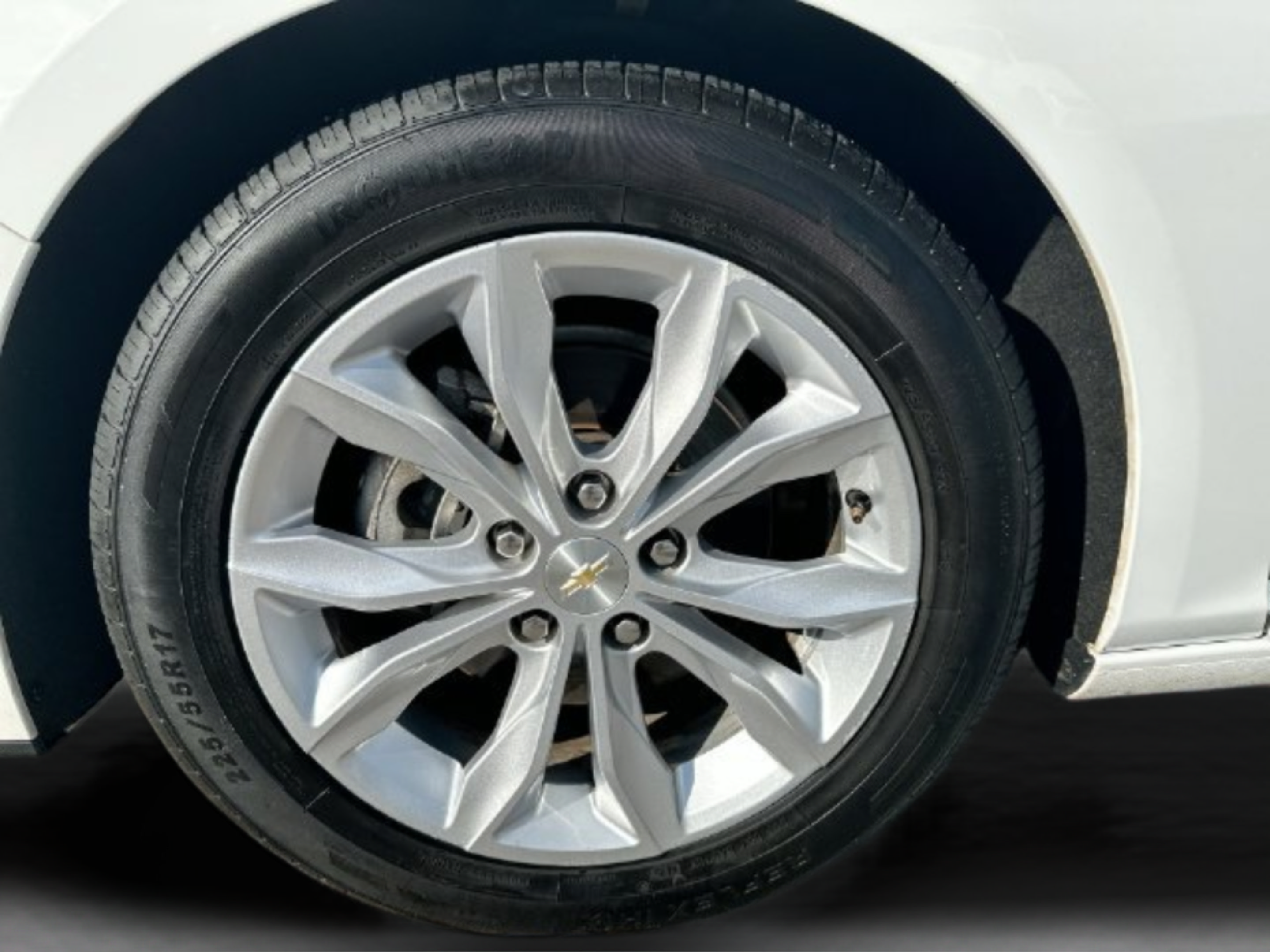 Used 2023 Chevrolet Malibu LT FWD image 27