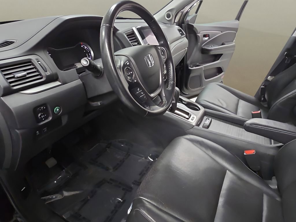 Used 2017 Honda Ridgeline RTL-T image 12