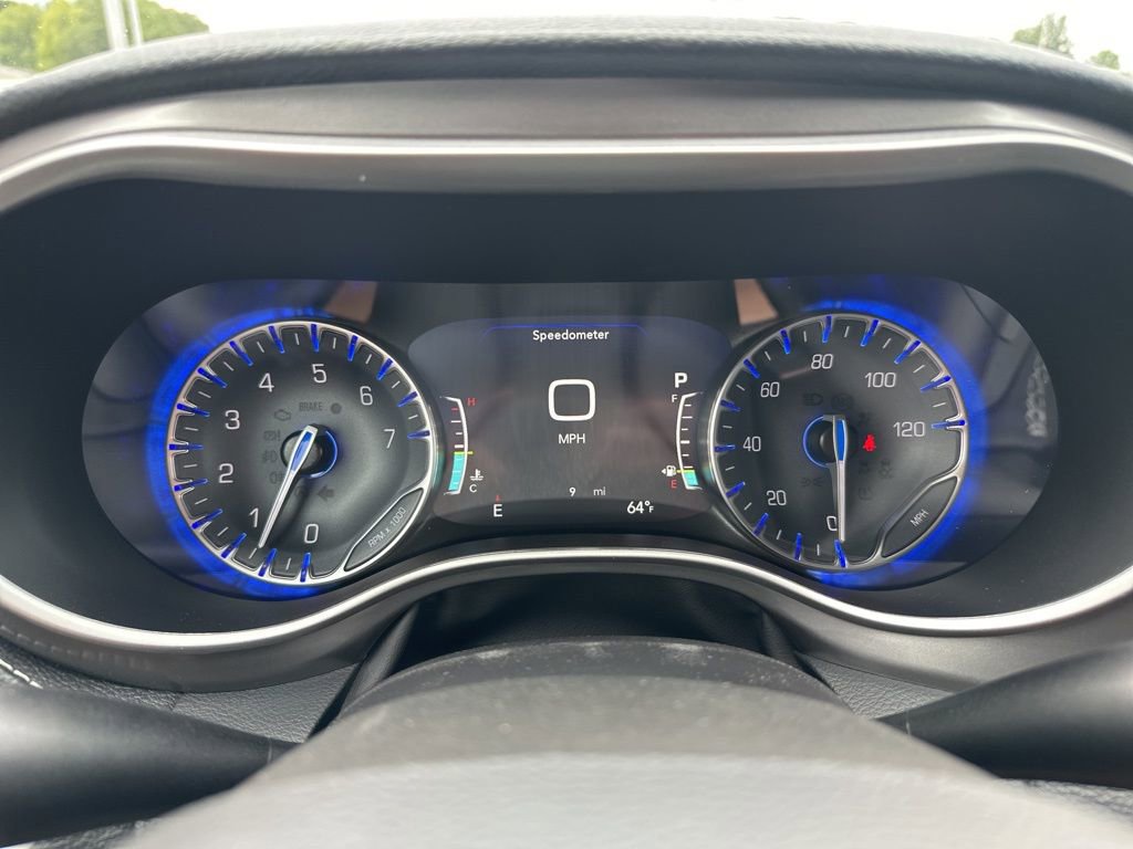 New 2026 Chrysler Pacifica Select image 32