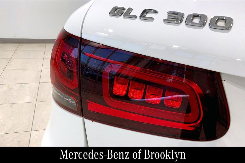 Used 2022 Mercedes-Benz GLC 300 4MATIC image 30