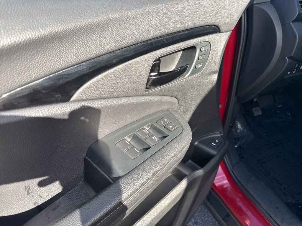 Used 2023 Honda Passport Elite image 23