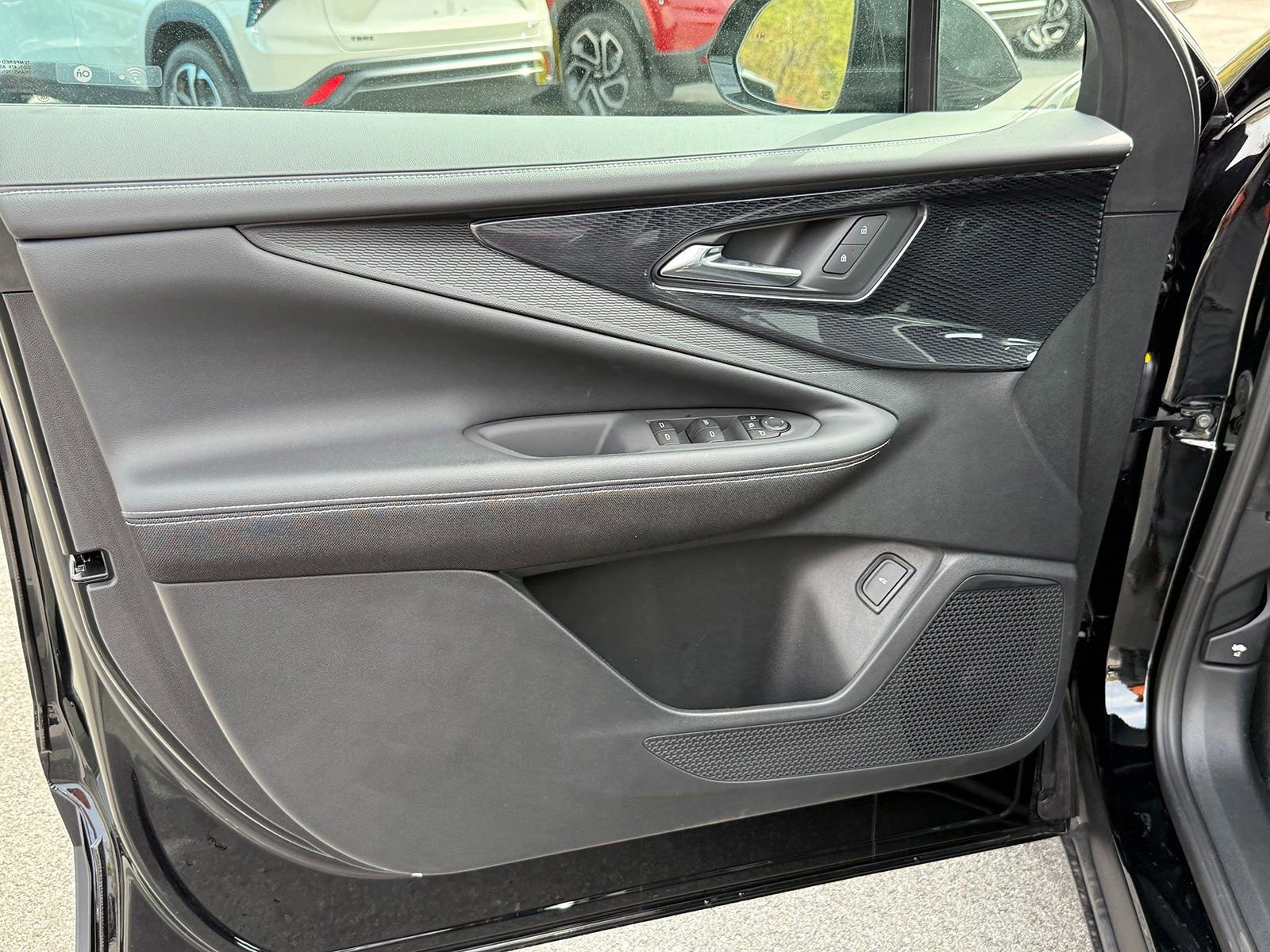 New 2025 Chevrolet Blazer EV LT w/ Super Cruise Package image 30