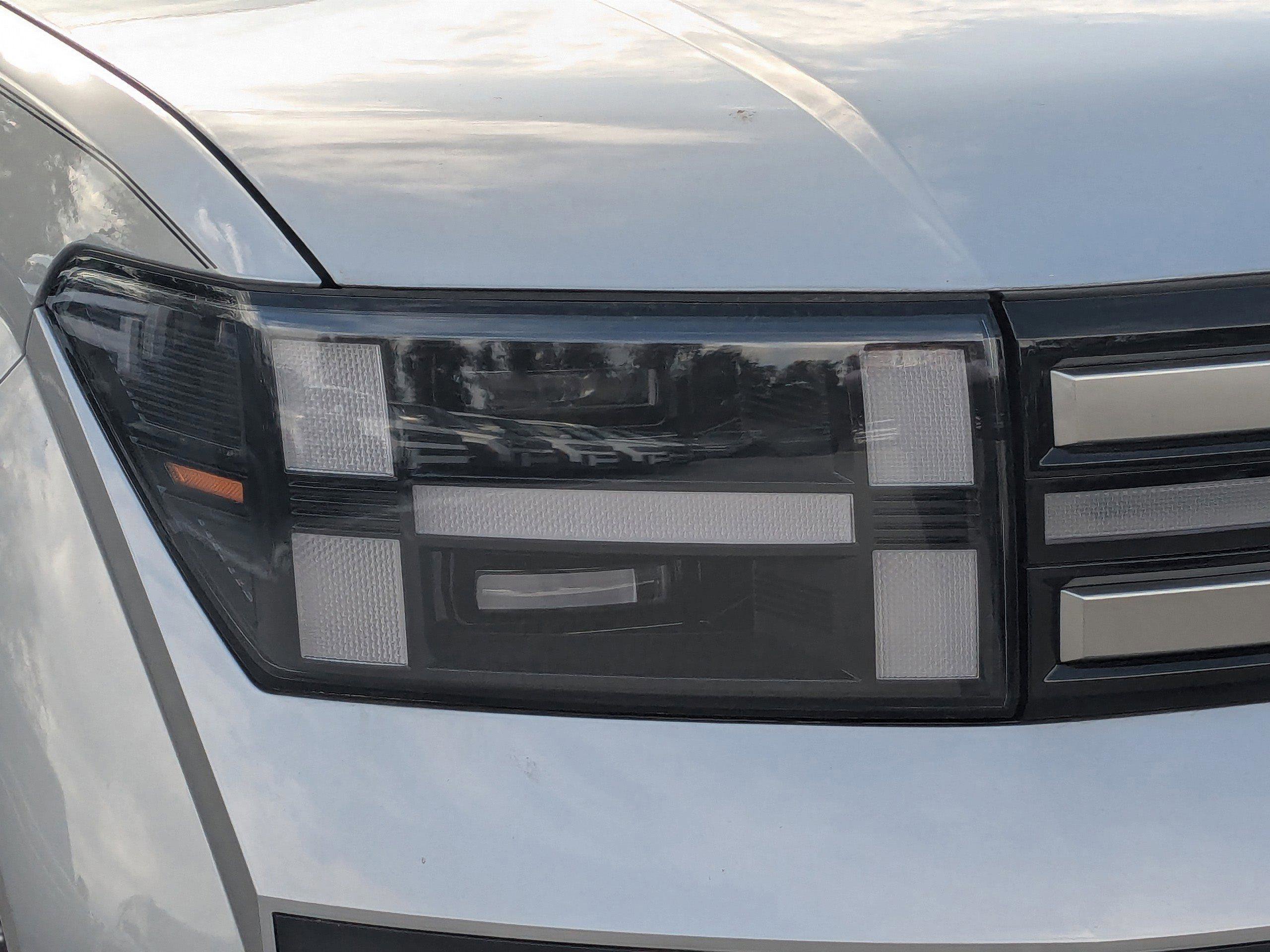 New 2026 Hyundai Santa Fe SE image 11