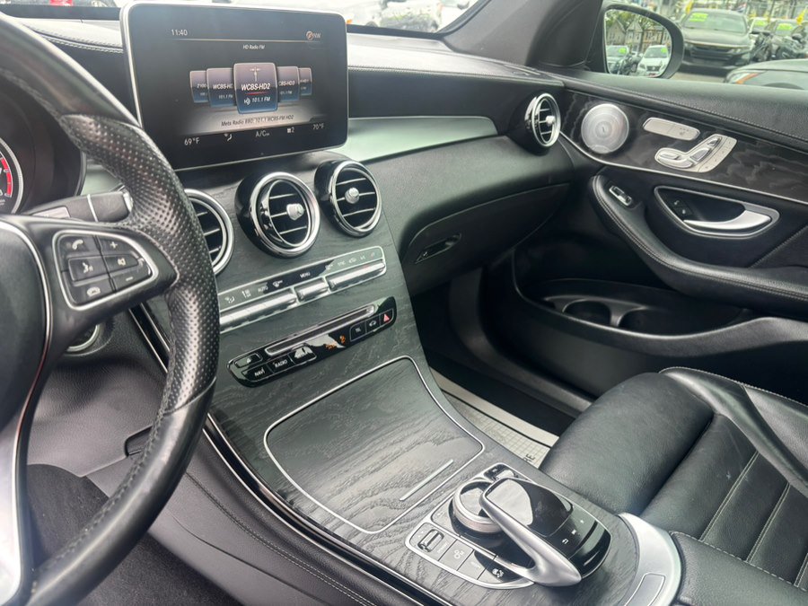 Used 2017 Mercedes-Benz GLC 43 AMG 4MATIC image 27