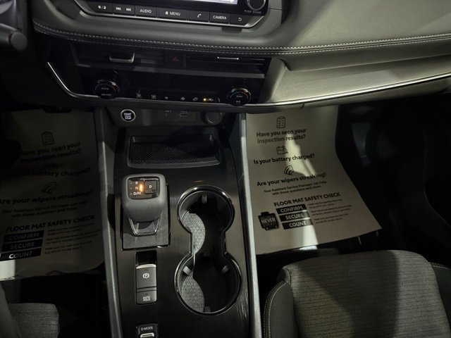 Used 2023 Nissan Rogue SV image 21