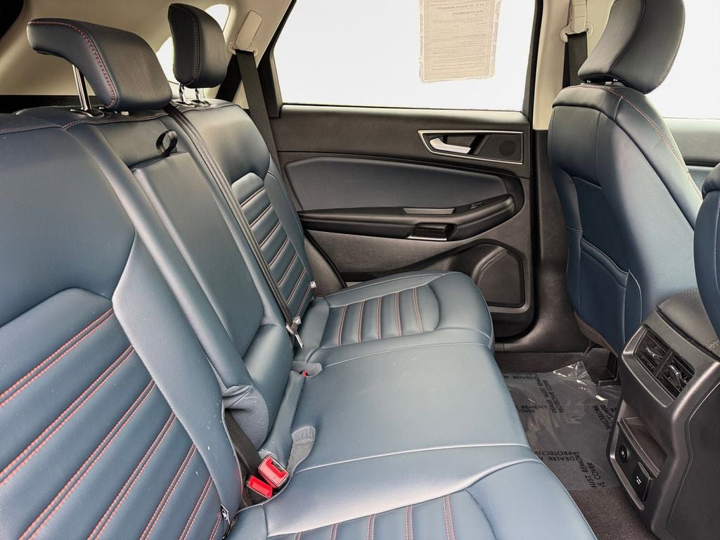 Used 2024 Ford Edge SEL w/ Sport Appearance Package AWD/4WD image 28