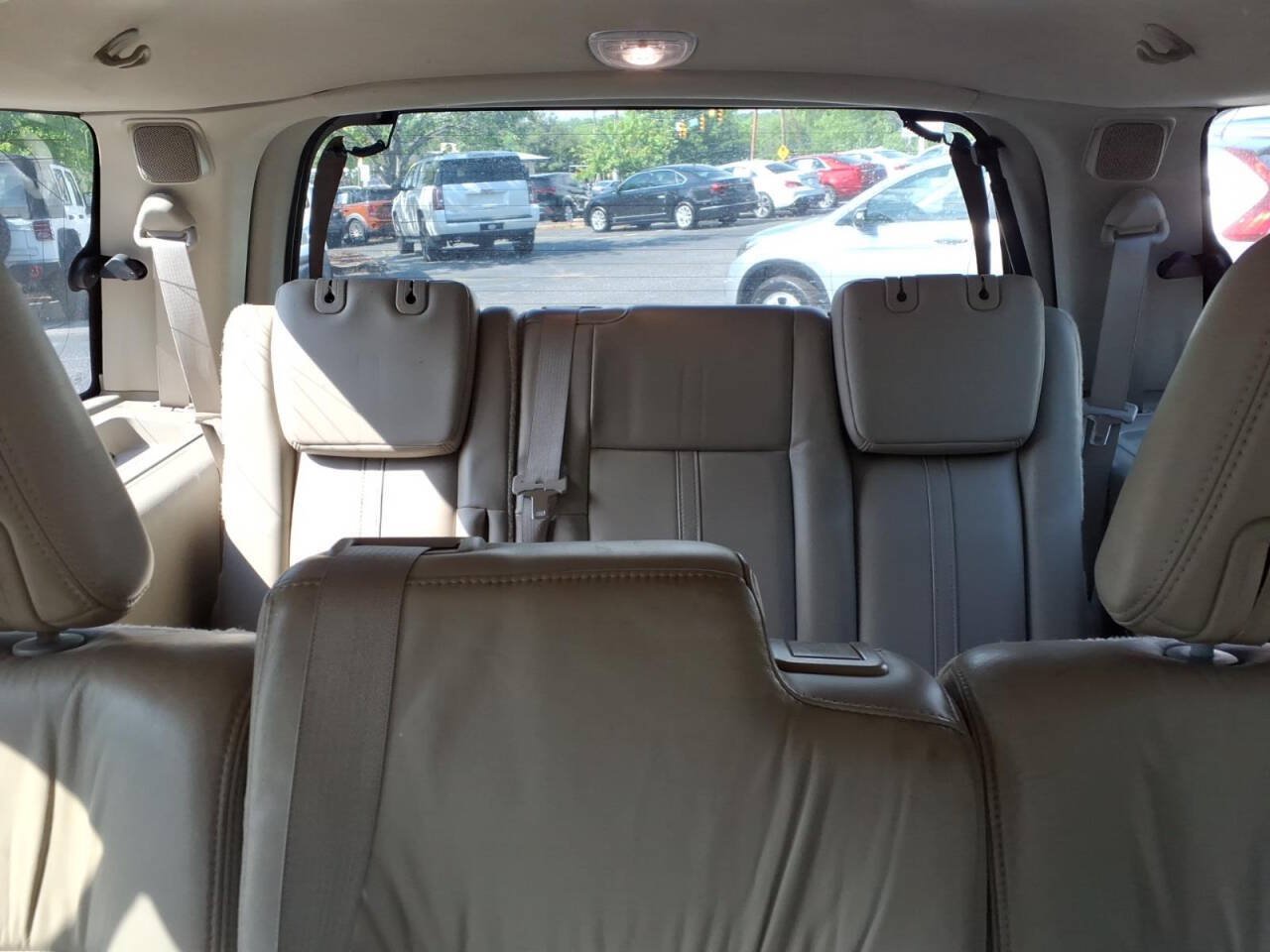 Used 2015 Lincoln Navigator 4WD image 22