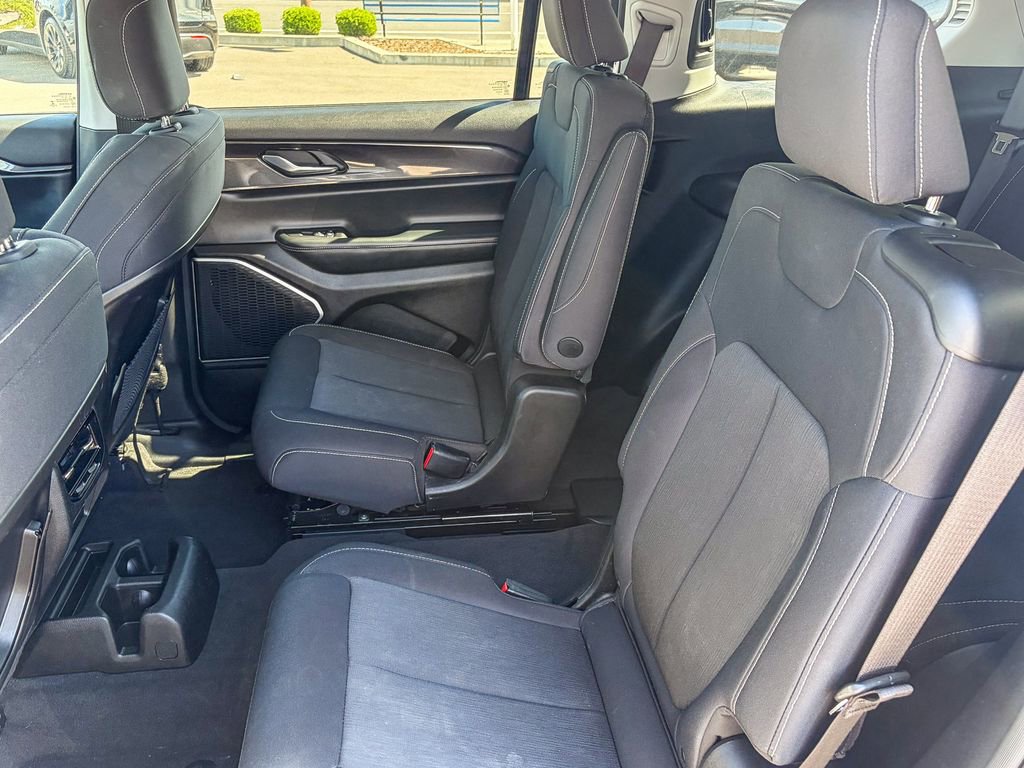 Used 2021 Jeep Grand Cherokee L Laredo w/ Luxury Tech Group I RWD image 36