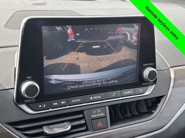 Used 2024 Nissan Altima 2.5 SV image 17