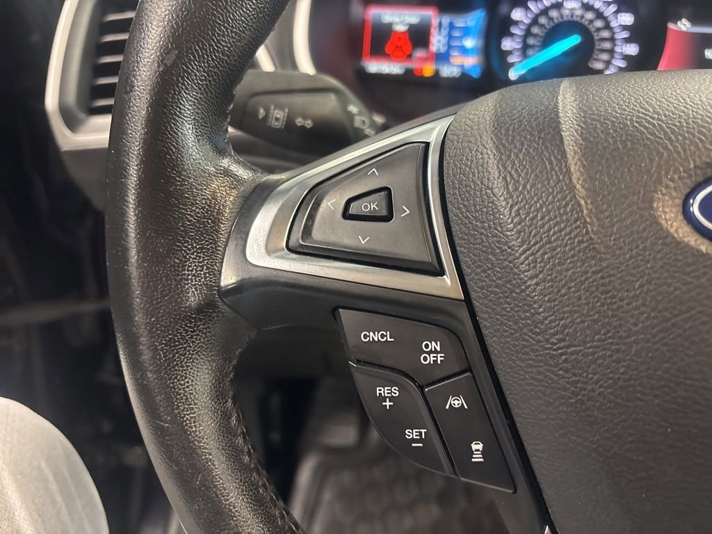 Used 2019 Ford Edge SEL w/ Equipment Group 201A FWD image 35