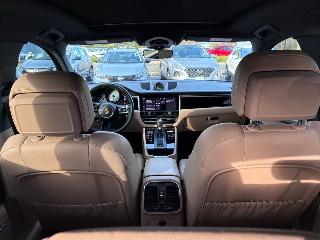 Used 2023 Porsche Macan S AWD/4WD image 17