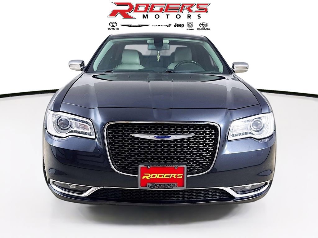 Used 2018 Chrysler 300 Limited AWD/4WD video 2