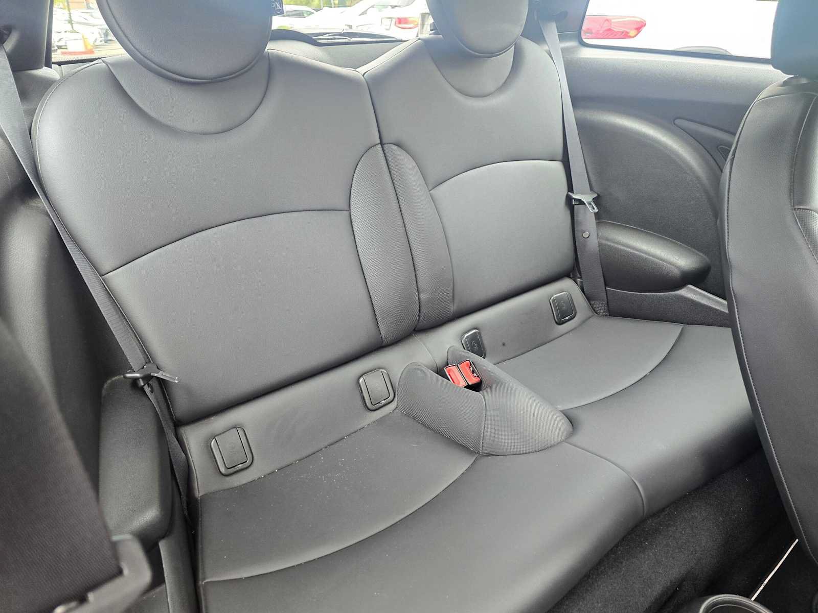 Used 2012 MINI Cooper Hardtop FWD image 12