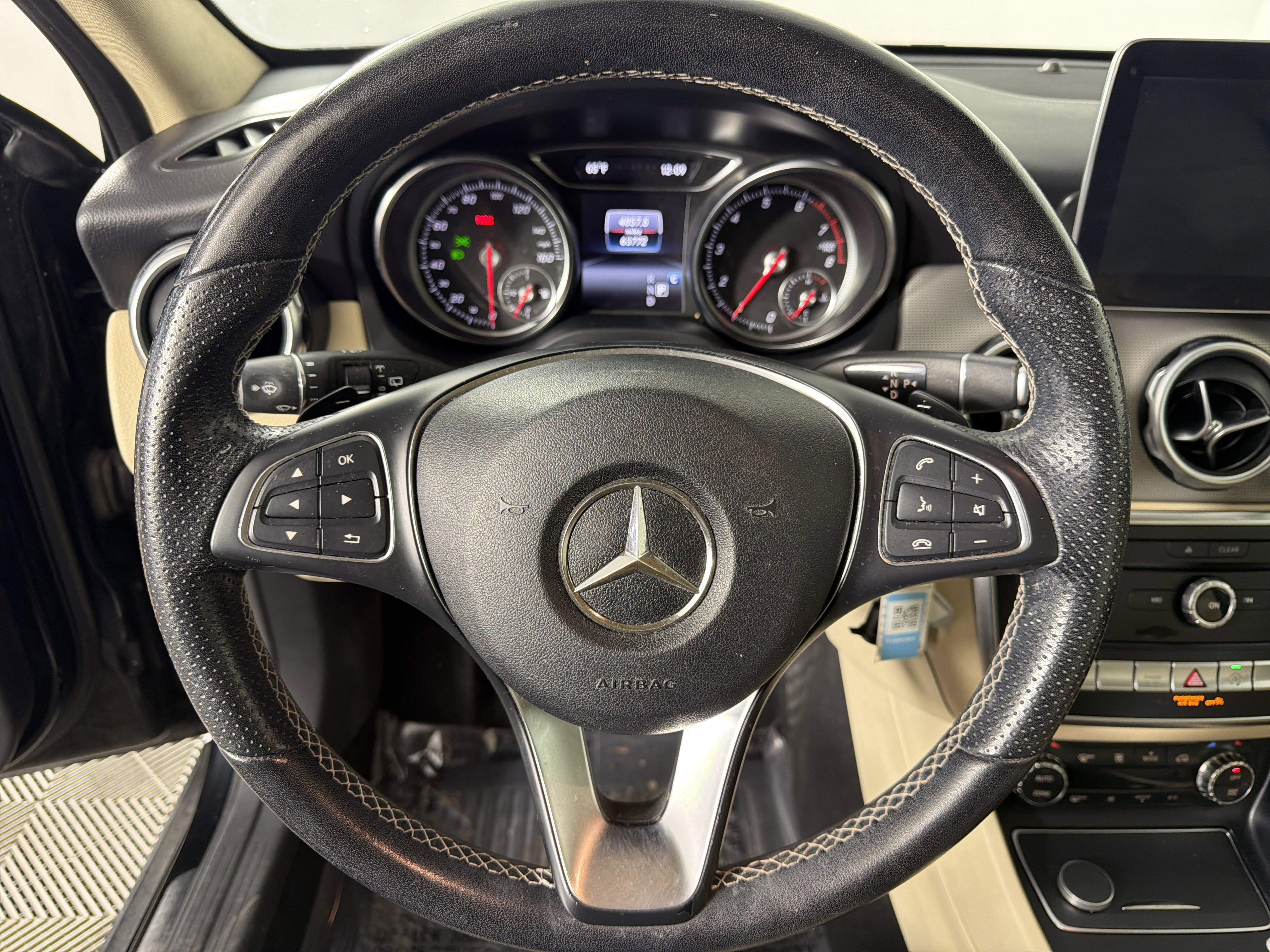 Used 2019 Mercedes-Benz GLA 250 4MATIC image 10