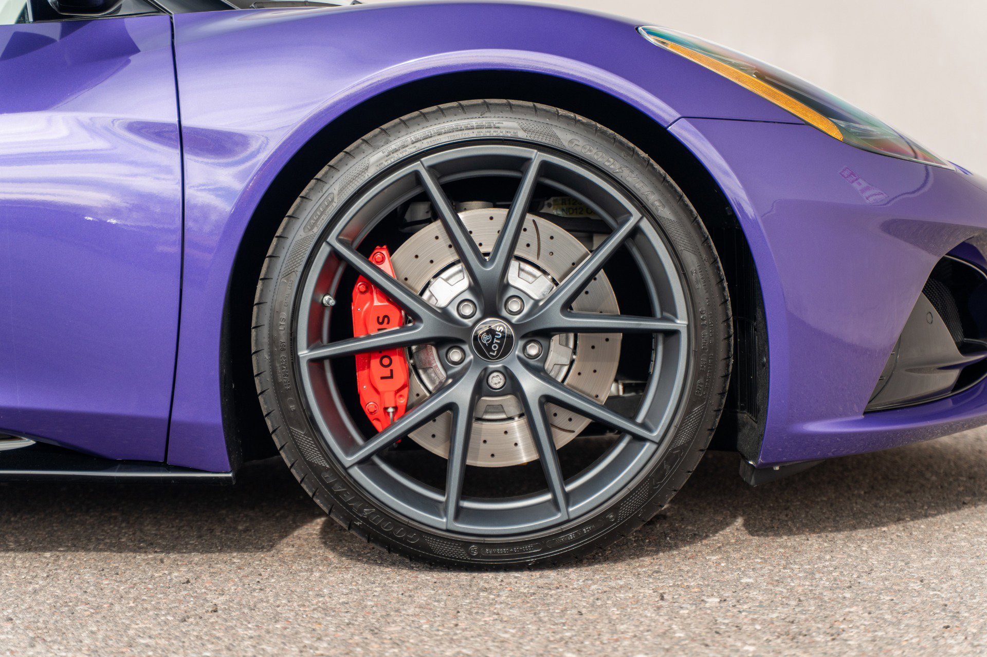 Used 2026 Lotus Emira SE image 22