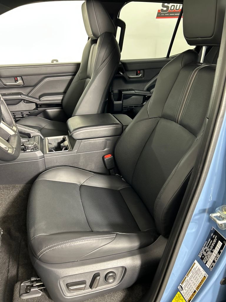 Used 2025 Toyota 4Runner TRD Sport Premium image 11