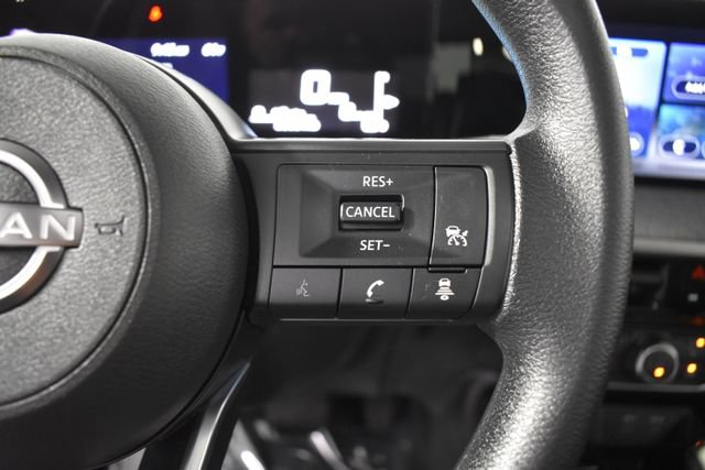 Used 2025 Nissan Kicks SV w/ SV Premium Package AWD/4WD image 15