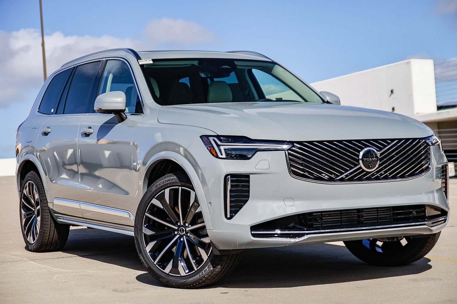 New 2026 Volvo XC90 T8 Ultra w/ Protection Package Premier