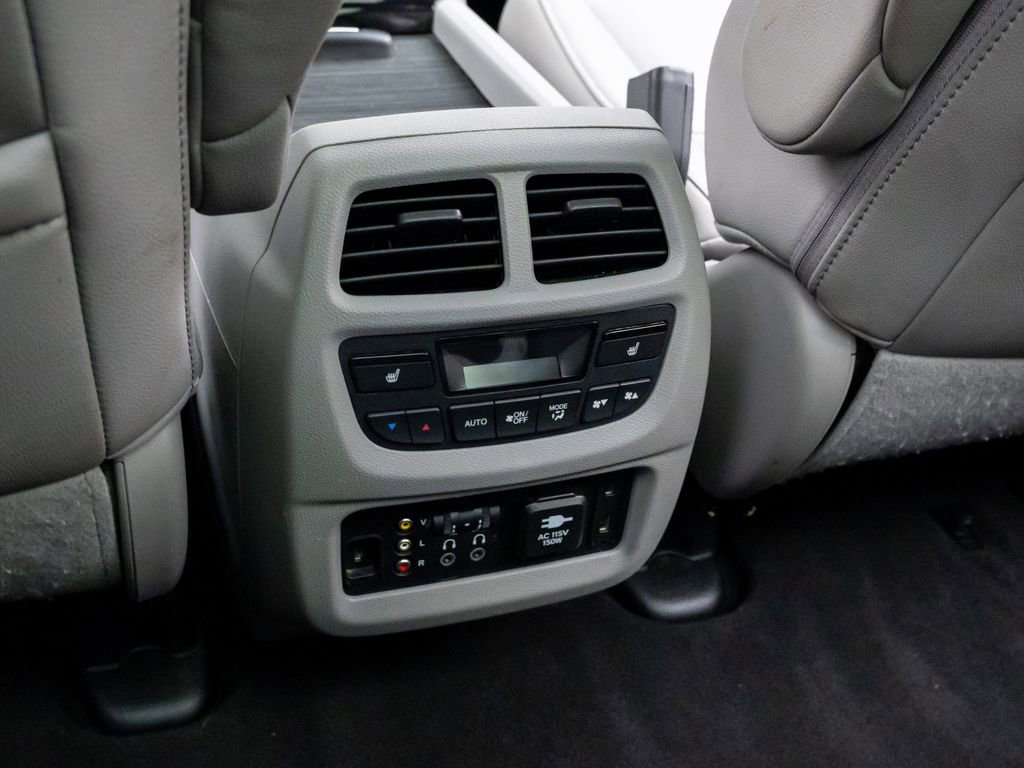 Certified 2018 Honda Pilot Elite image 20