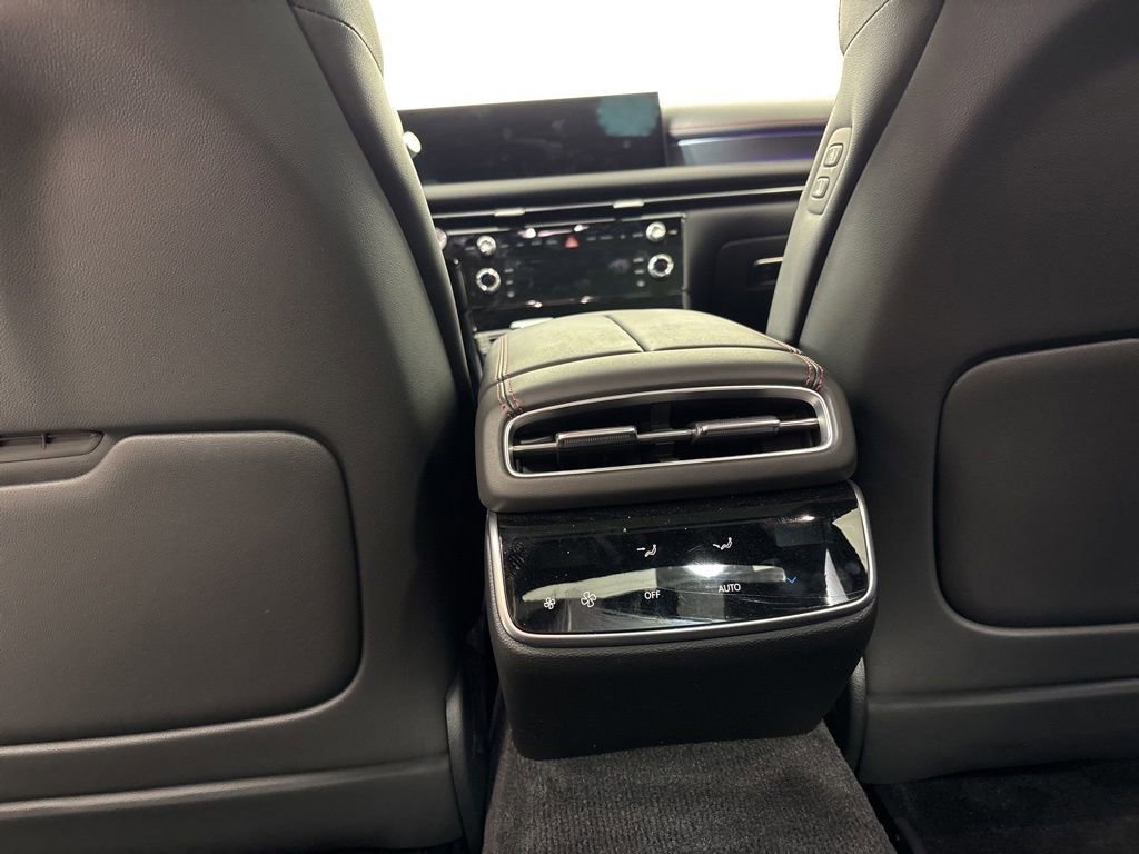 Used 2025 Genesis G80 3.5T Sport AWD/4WD image 29