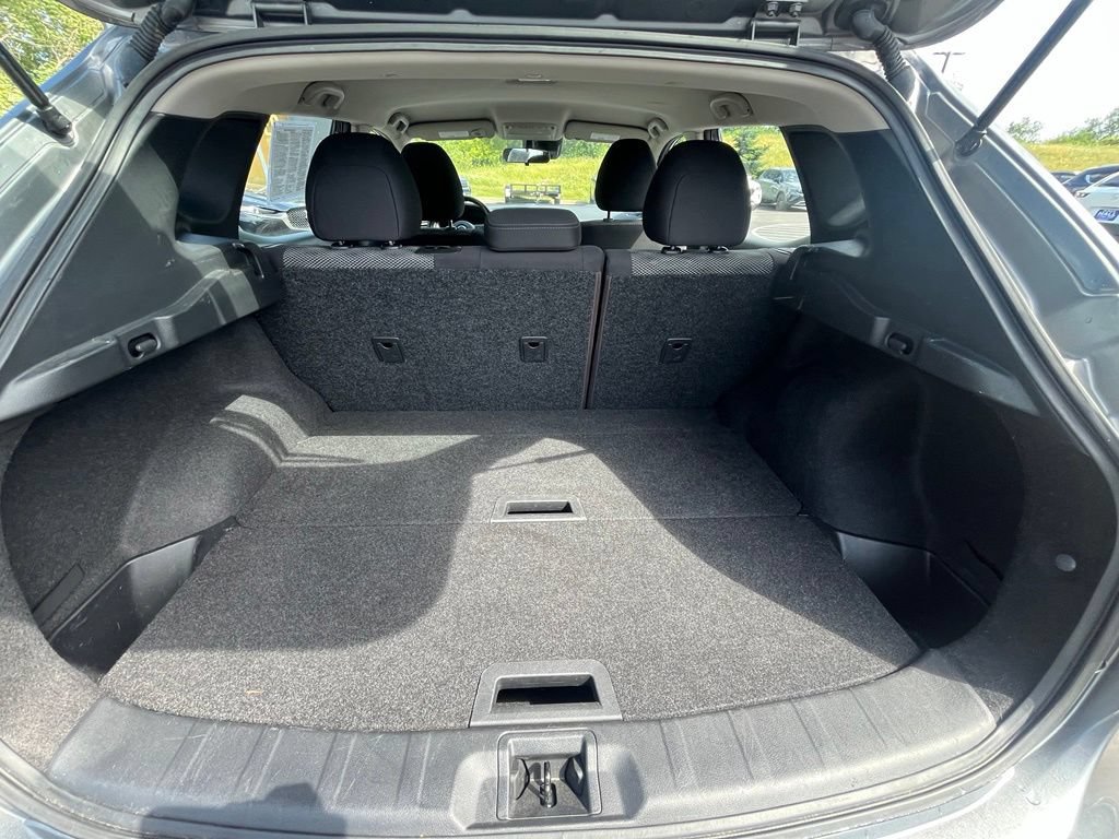 Used 2019 Nissan Rogue Sport SV w/ Technology Package AWD/4WD image 28