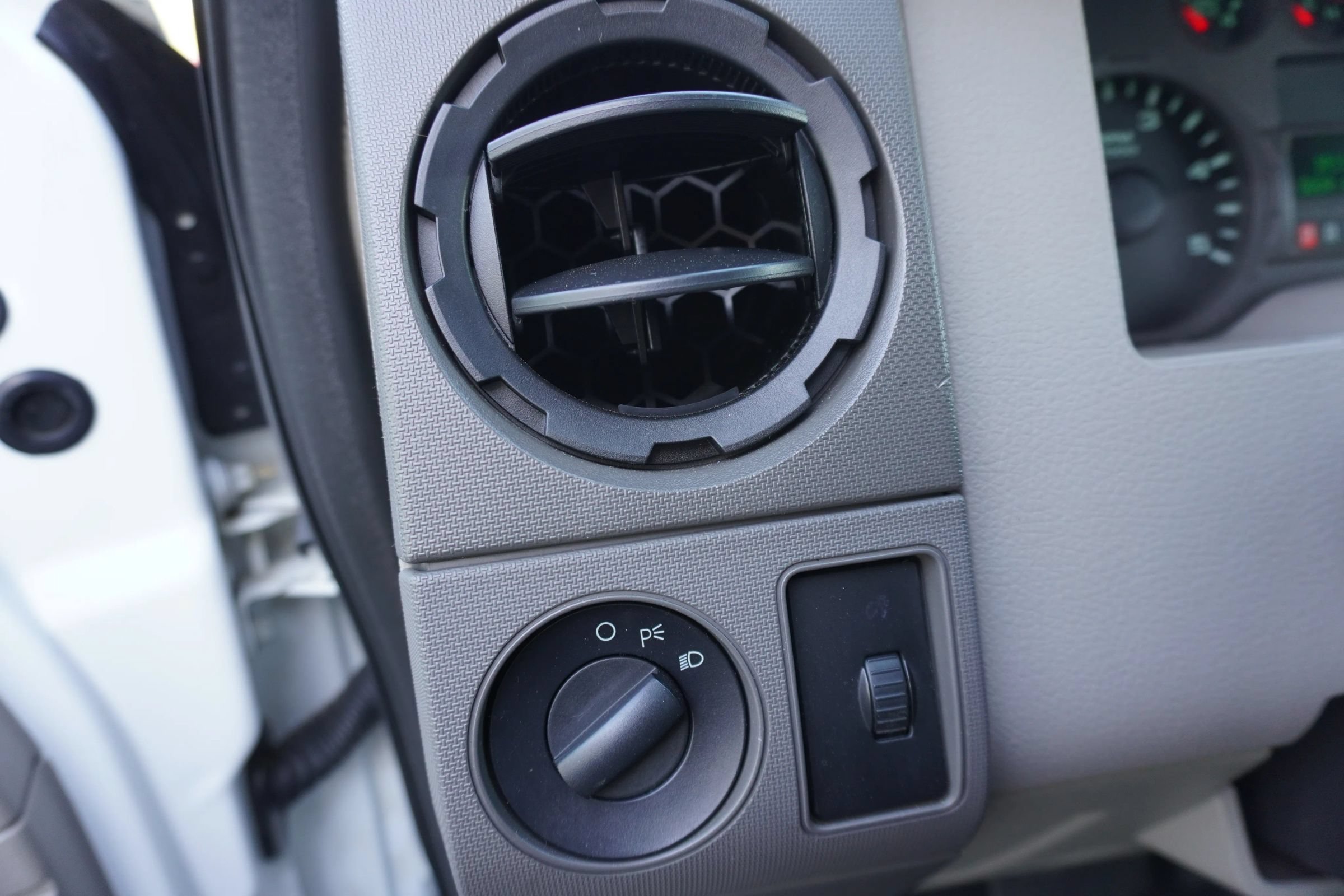 Used 2010 Ford F350 XL AWD/4WD image 22