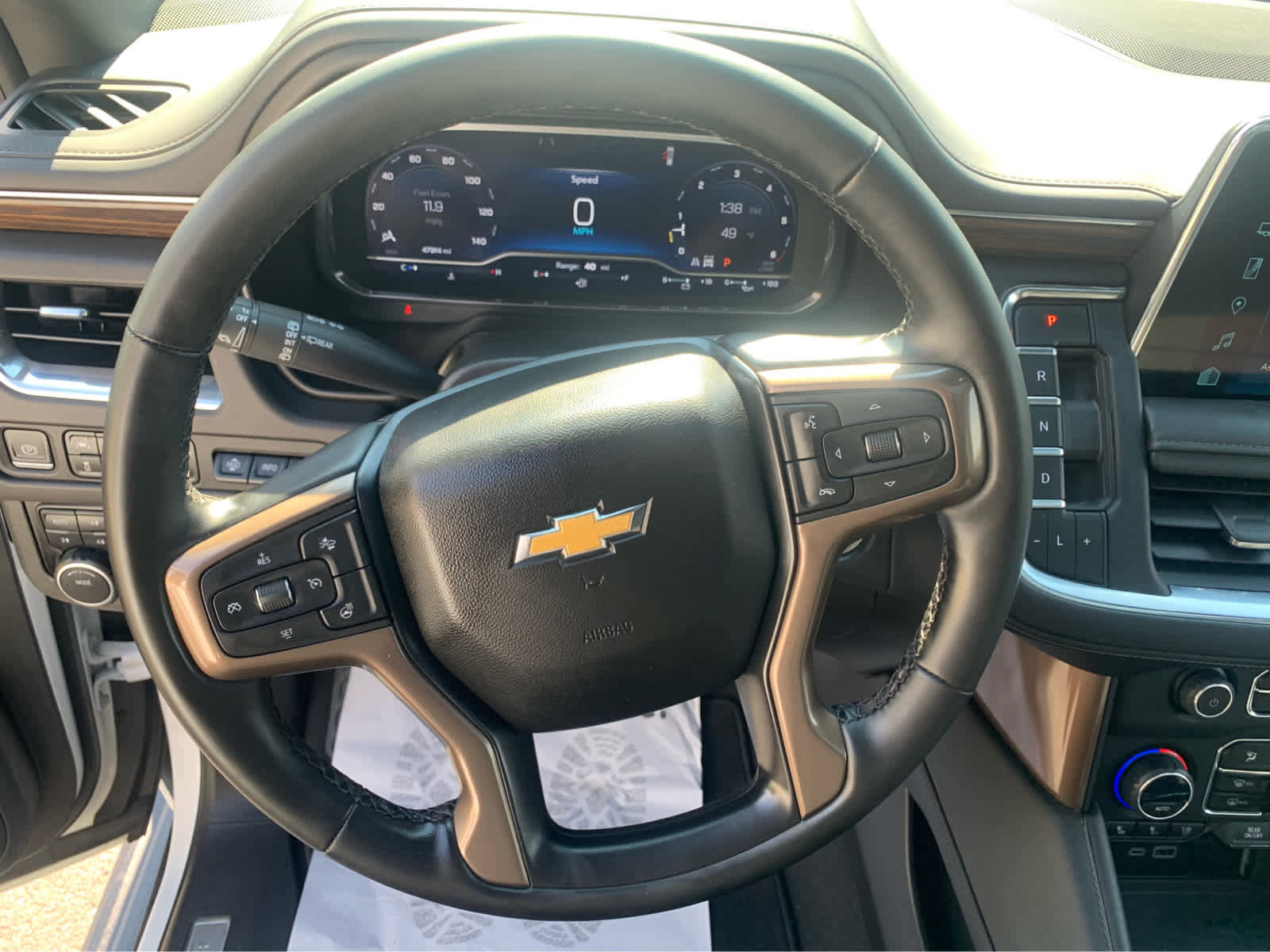 Used 2023 Chevrolet Tahoe High Country w/ Premium Package 2 image 16