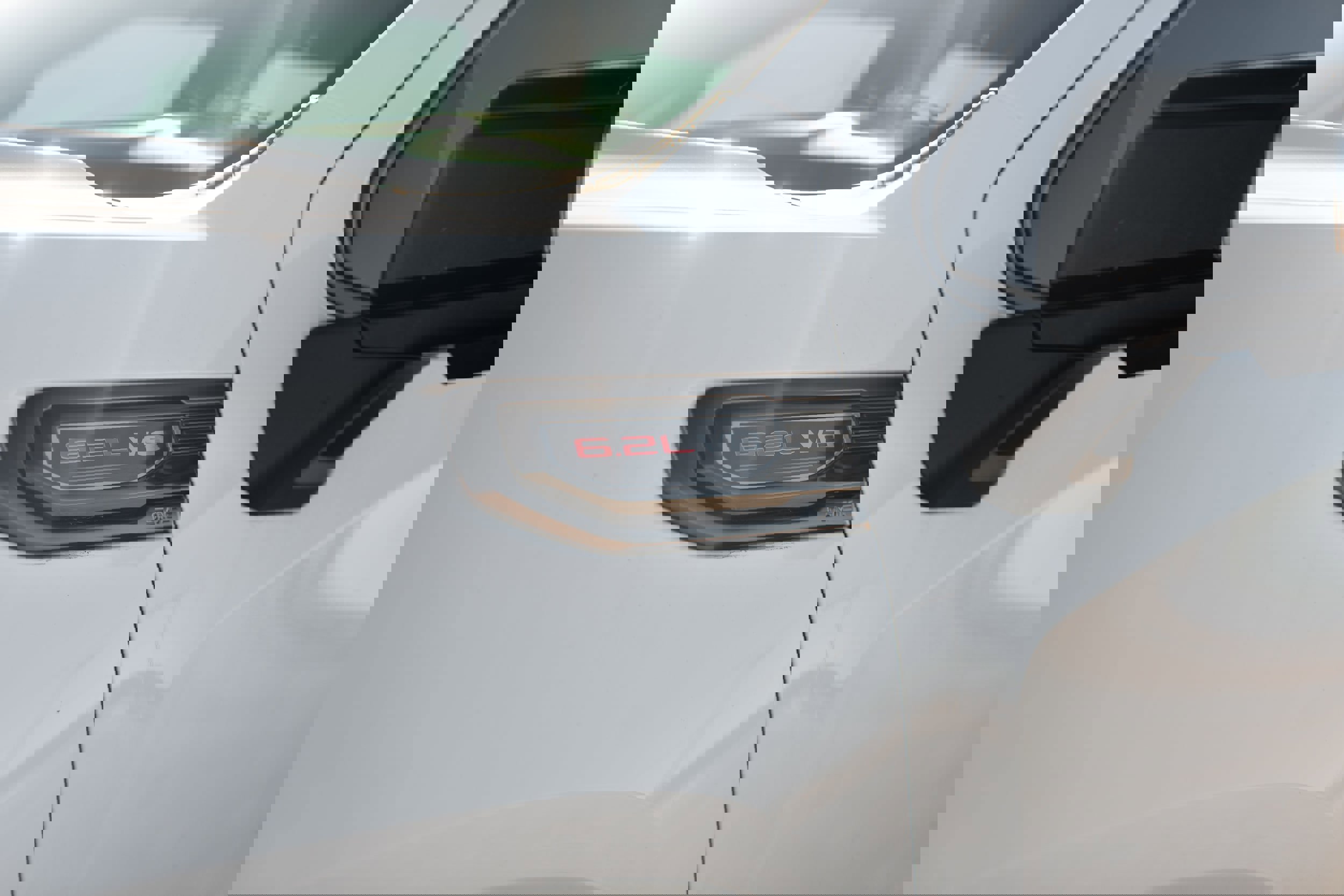 Used 2023 GMC Sierra 1500 AT4X image 3