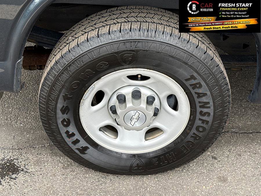 Used 2017 Chevrolet Express 2500 LS RWD image 41