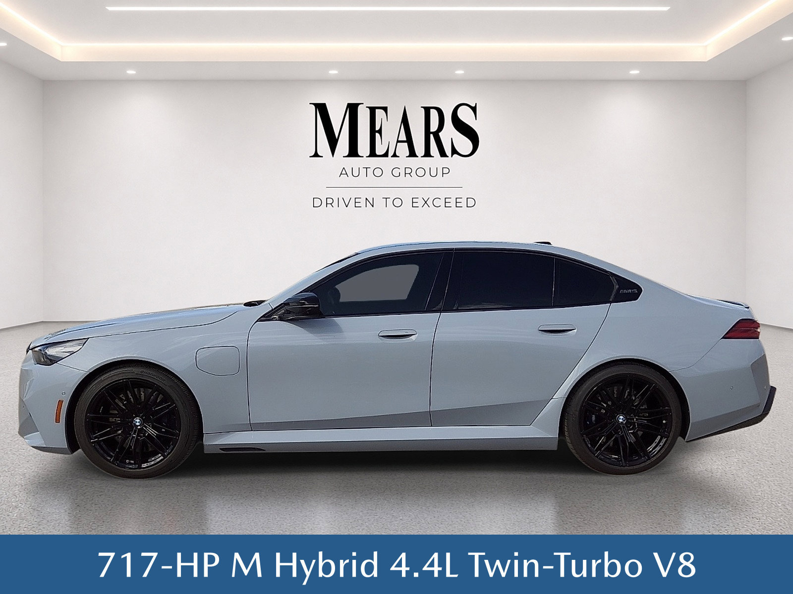 Used 2027 BMW M5 AWD/4WD image 3