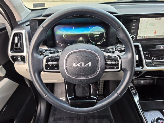 Used 2023 Kia Sorento SX Prestige AWD/4WD image 26