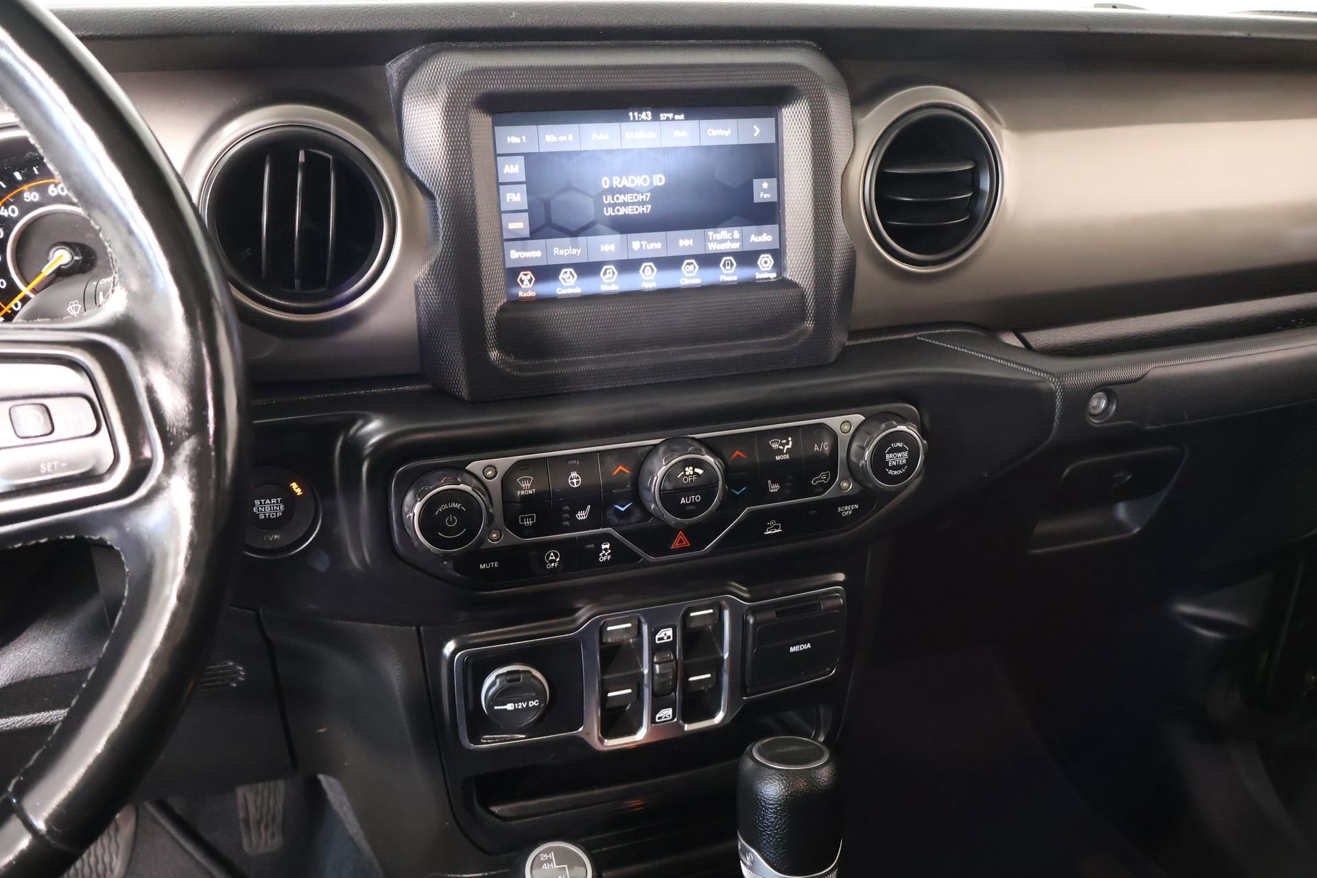 Used 2020 Jeep Gladiator Sport w/ Quick Order Package 24S AWD/4WD image 5
