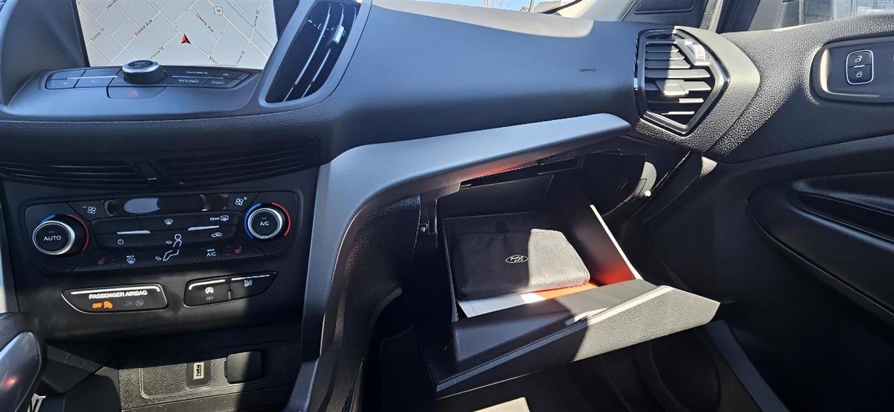 Used 2018 Ford Escape SEL w/ Ford Safe & Smart Package image 14