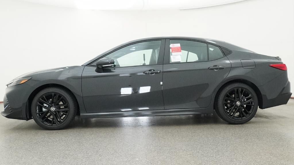 New 2026 Toyota Camry SE FWD image 19