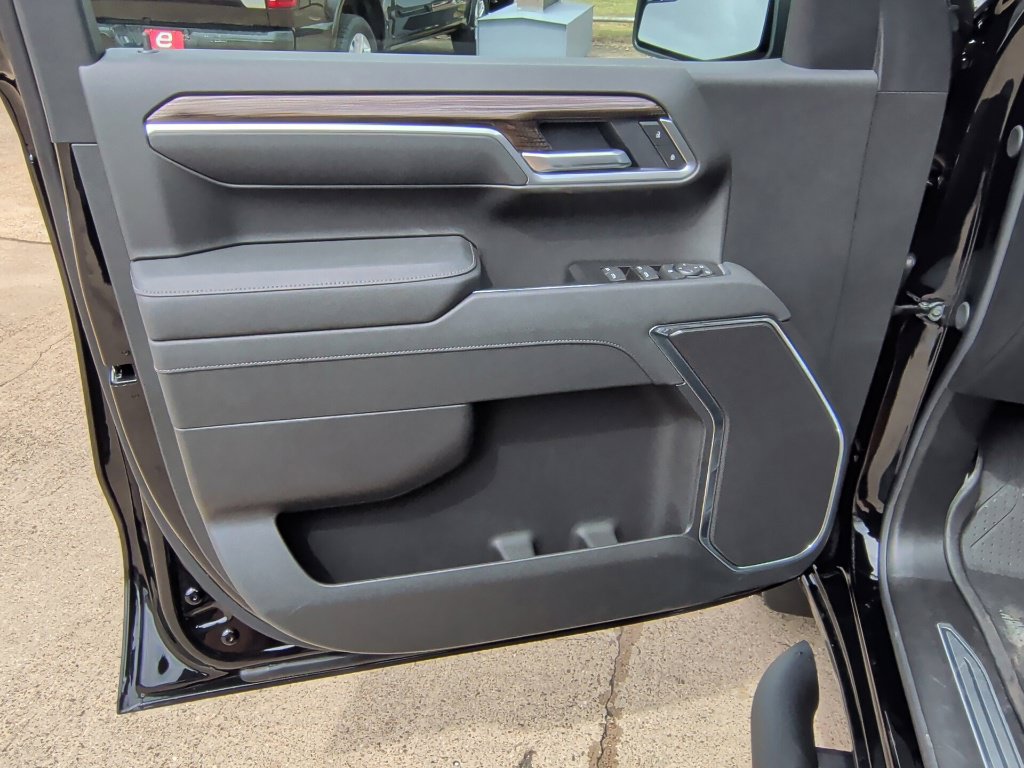 New 2026 Chevrolet Silverado 1500 RST w/ RST Select Package AWD/4WD image 10