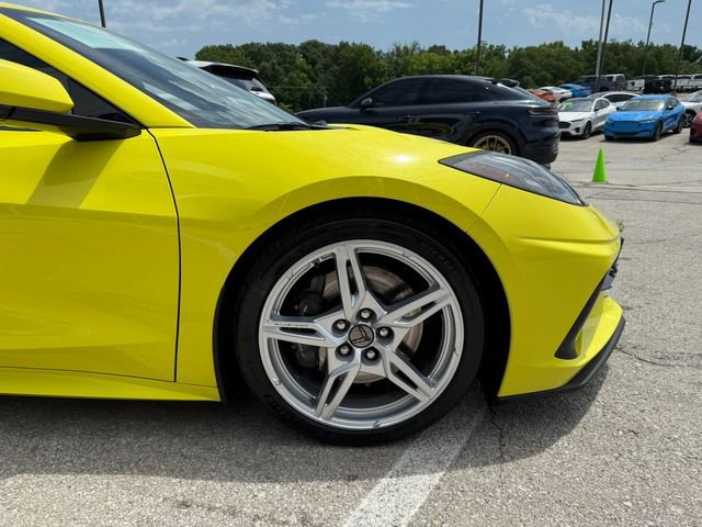 Used 2021 Chevrolet Corvette Stingray w/ Z51 Performance Package image 9