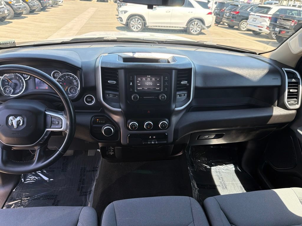Used 2020 RAM 1500 Big Horn RWD image 23
